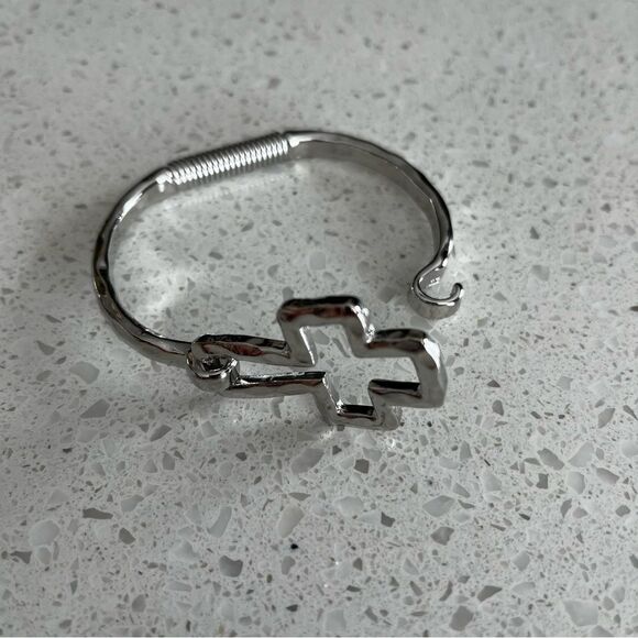 Geometric Cross Shaped Open Cuff Bracelet - Picture 9 of 13